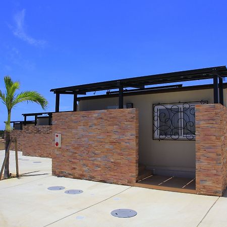 Ocean'S Resort Villa Vorla Miyakojima  Exterior photo